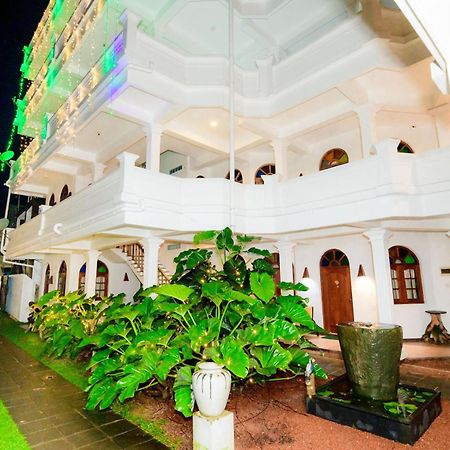 Royal Beach Hotel & Restaurant Hikkaduwa Εξωτερικό φωτογραφία