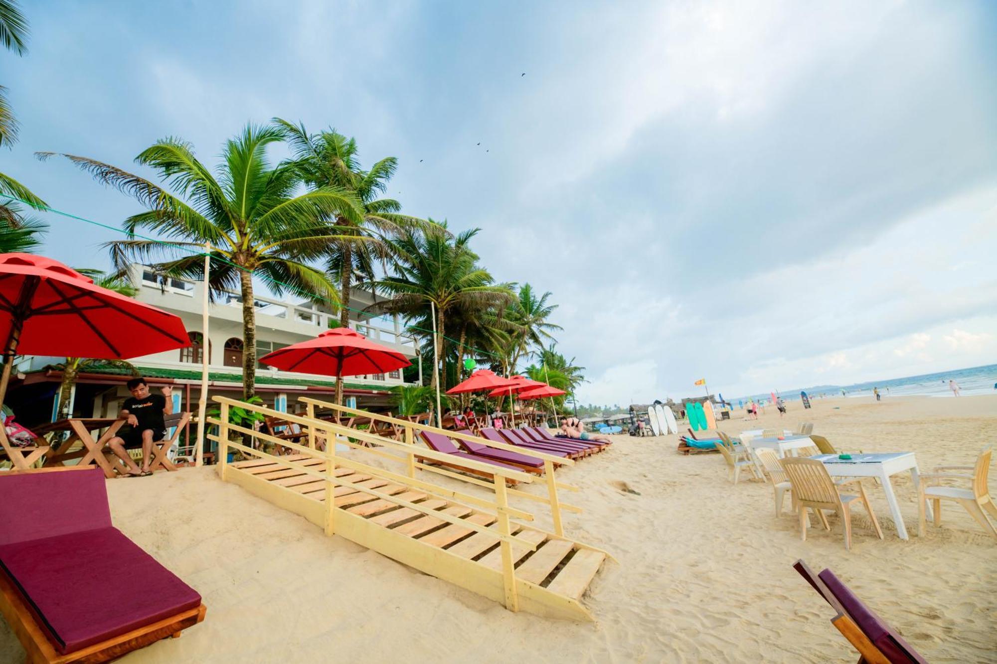 Royal Beach Hotel & Restaurant Hikkaduwa Εξωτερικό φωτογραφία