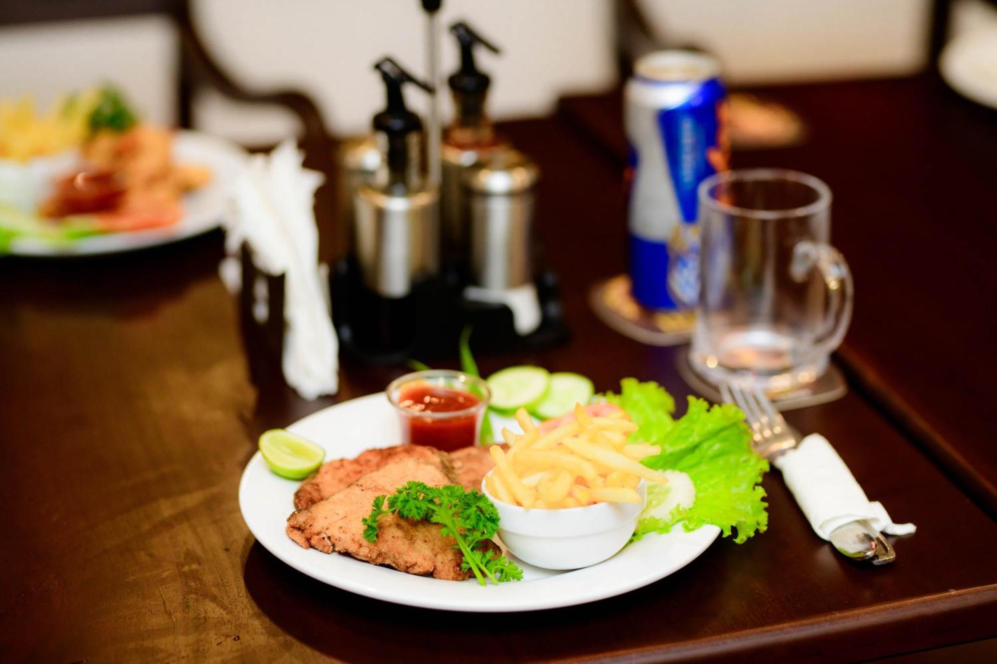 Royal Beach Hotel & Restaurant Hikkaduwa Εξωτερικό φωτογραφία