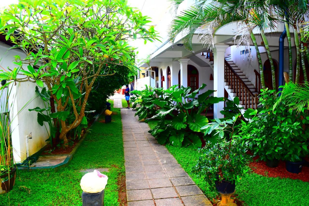Royal Beach Hotel & Restaurant Hikkaduwa Εξωτερικό φωτογραφία