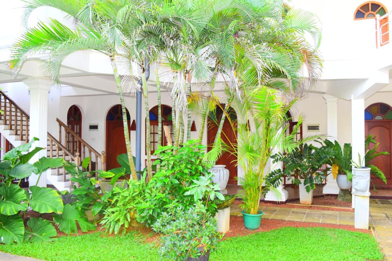 Royal Beach Hotel & Restaurant Hikkaduwa Εξωτερικό φωτογραφία